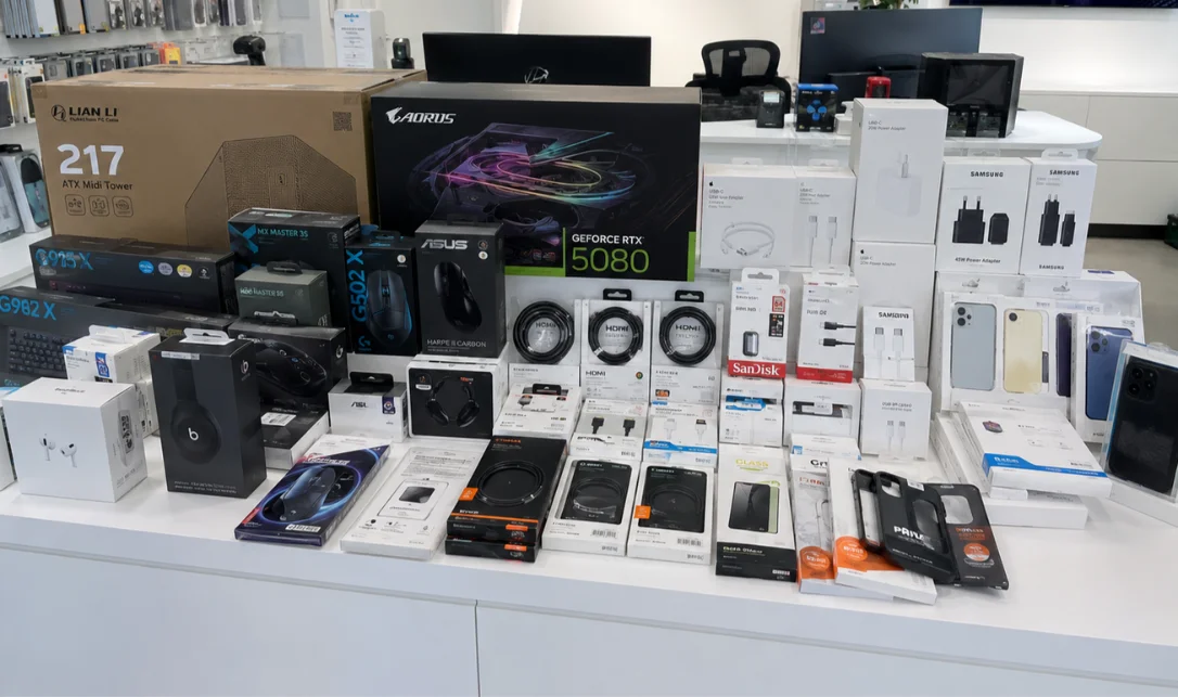 Accesorios para móviles ordenadores y consolas en Fuengirola Todomanzana